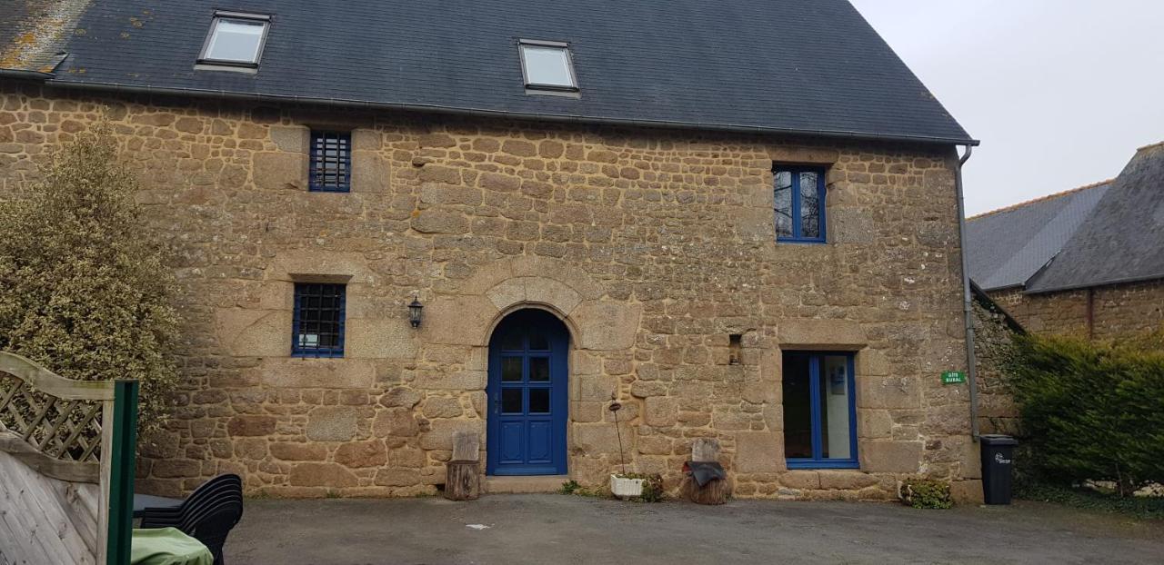 La Campagne Bretonne Villa Parigne Exterior photo